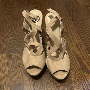 Steve Madden wedges size 9.5